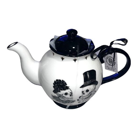 Potters Studio Victorian Skull Couple Teapot Halloween Gothic Mortar Bone 2 Side - Picture 3 of 8